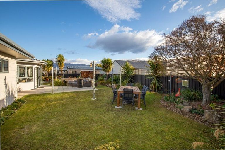 Photo of property in 6 Albert Drive, Clyde, 9330