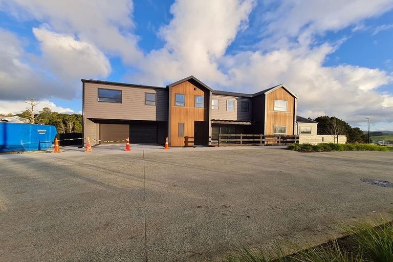 Photo of property in 2 Ipurangi Grove, Warkworth, 0985