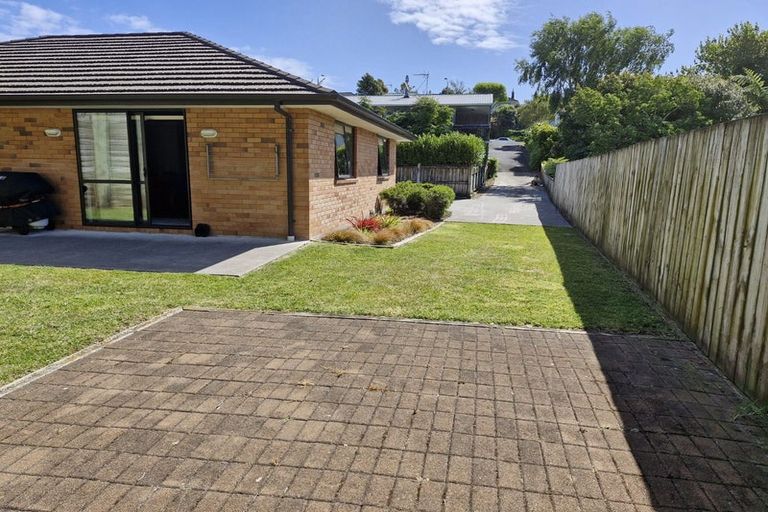 Photo of property in 83b Mangorei Road, Strandon, New Plymouth, 4312