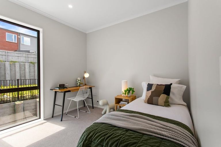 Photo of property in 31 Roundel Crescent, Whenuapai, Auckland, 0618