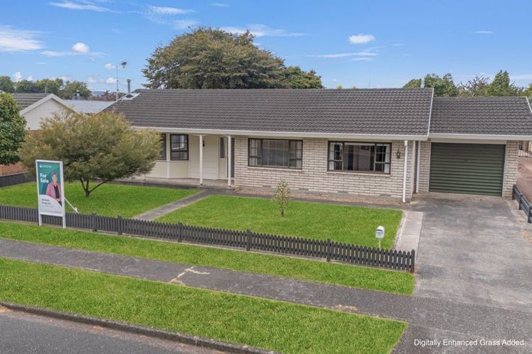 Photo of property in 146 Victoria Street, Cambridge, 3434