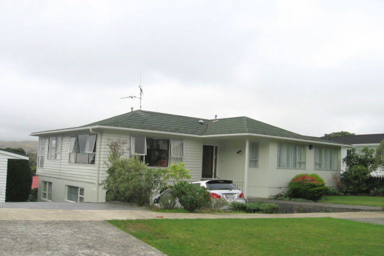 Photo of property in 36 Oriel Avenue, Tawa, Wellington, 5028