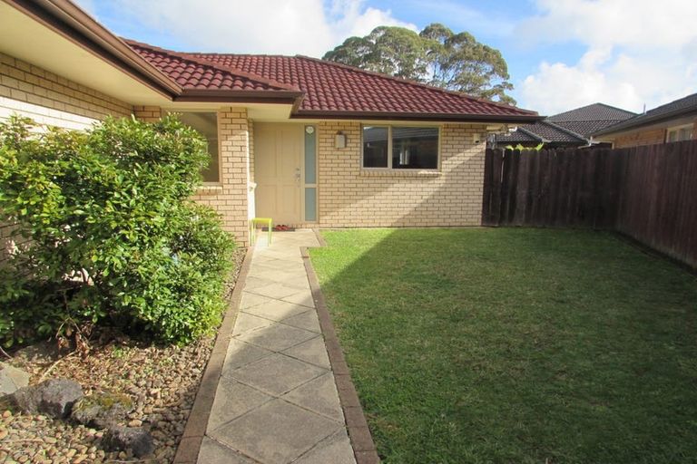 Photo of property in 60 South Kensington Way, Henderson, Auckland, 0612