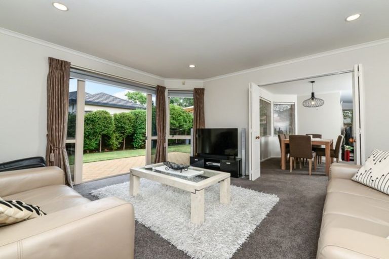 Photo of property in 2 Makepeace Place, Flagstaff, Hamilton, 3210