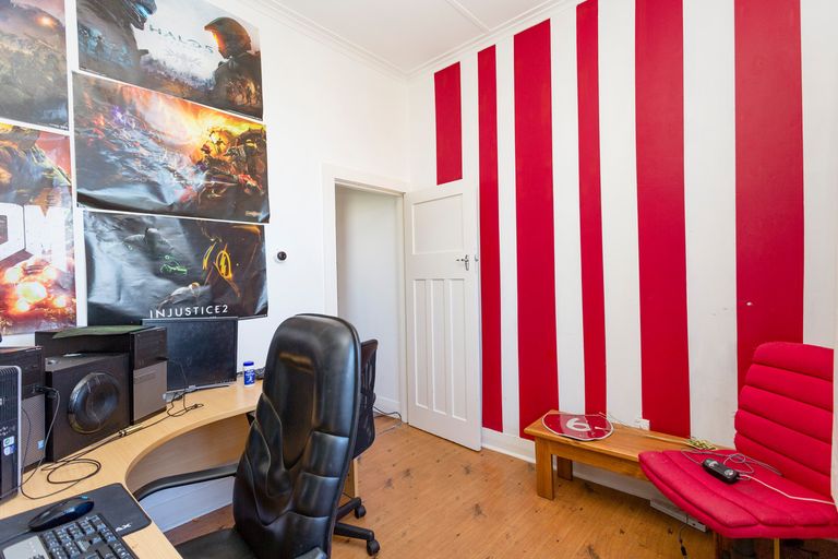 Photo of property in 37 Sutherland Street, Dunedin Central, Dunedin, 9016