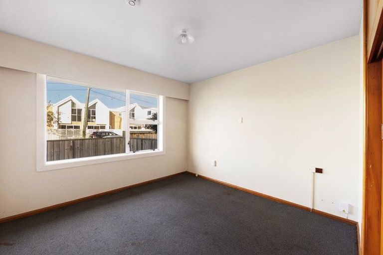 Photo of property in 1/180 Edgeware Road, Edgeware, Christchurch, 8013