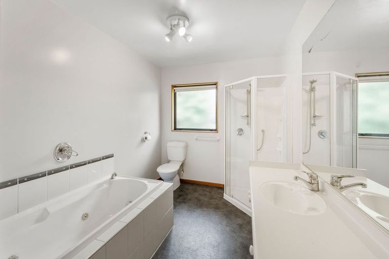 Photo of property in 20 Malthouse Crescent, Brightwater, 7022