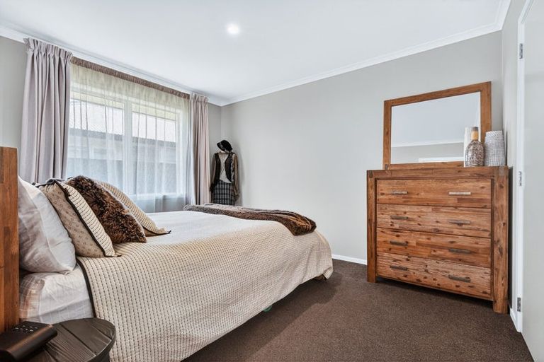 Photo of property in 22 Huka Heights Drive, Rangatira Park, Taupo, 3330