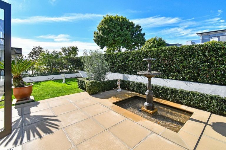 Photo of property in 3 Corsica Way, Karaka, Papakura, 2113