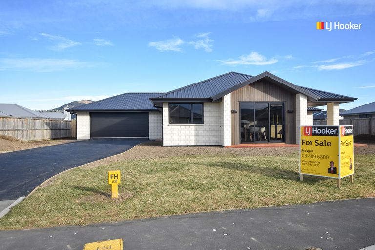 Photo of property in 5 Kinloch Place, Mosgiel, 9024