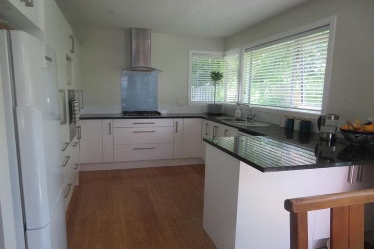 Photo of property in 27a Compton Crescent, Taita, Lower Hutt, 5011