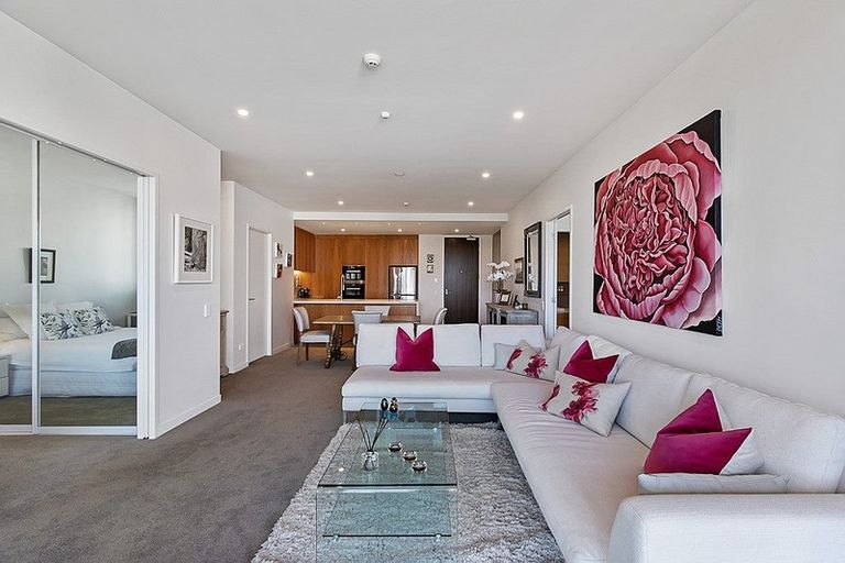 Photo of property in 308/8a Lake Pupuke Drive, Takapuna, Auckland, 0622