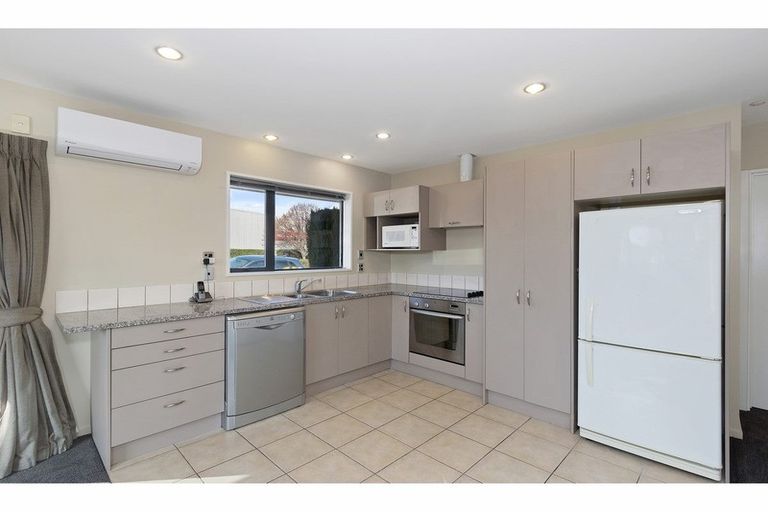 Photo of property in 96 Main South Road, Sockburn, Christchurch, 8042