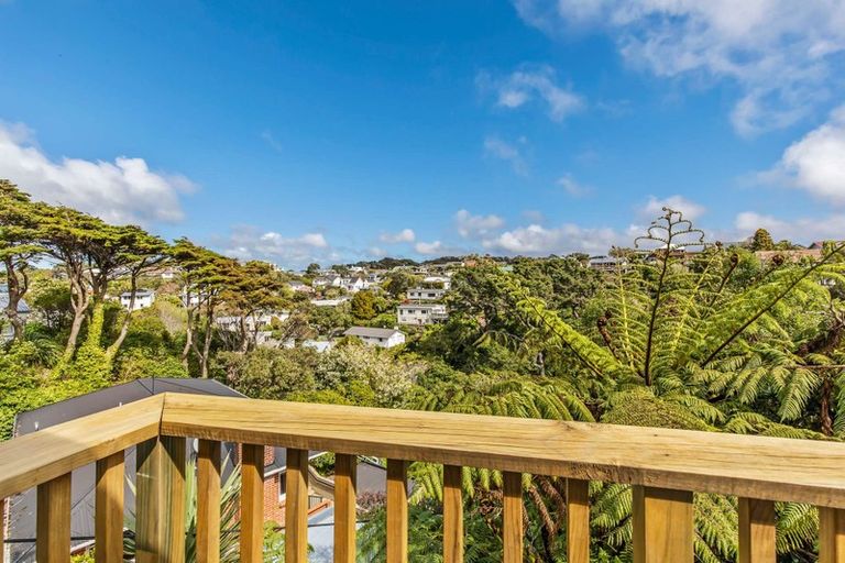 Photo of property in 9 Karachi Crescent, Khandallah, Wellington, 6035