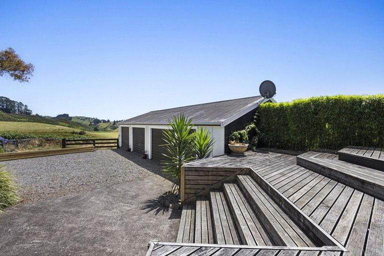 Photo of property in 543 Mataro Road, Onaero, Urenui, 4375