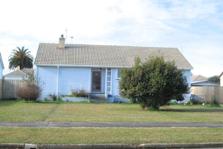 Photo of property in 57 Paul Crescent, Fairfield, Hamilton, 3214