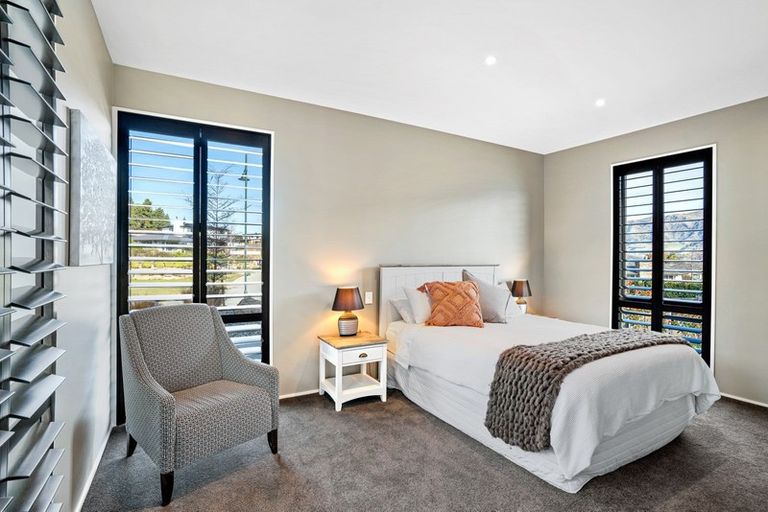 Photo of property in 25 Forest Heights, Wanaka, 9305