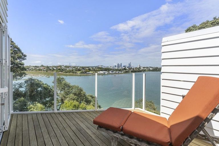 Photo of property in 83 Ngataringa Road, Devonport, Auckland, 0624