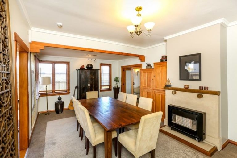 Photo of property in 180 Brooklands Road, Vogeltown, New Plymouth, 4310