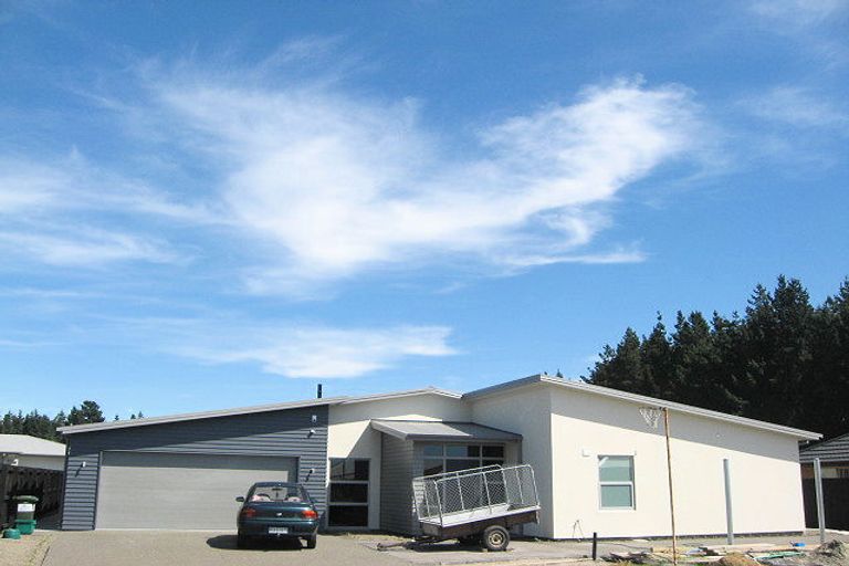 Photo of property in 9 Sandpiper Place, Waimairi Beach, Christchurch, 8083