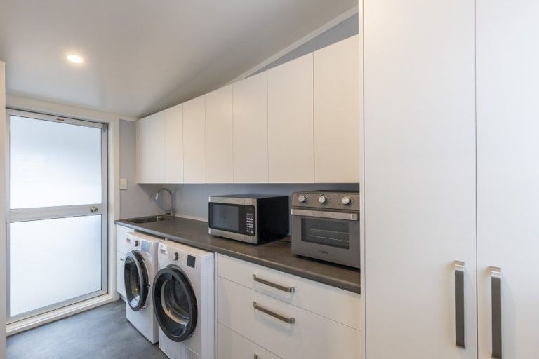 Photo of property in 27 Tukapa Street, Westown, New Plymouth, 4310