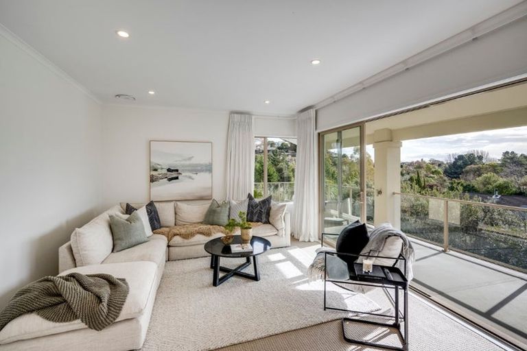 Photo of property in 6 Burbury Ridge, Havelock North, 4130