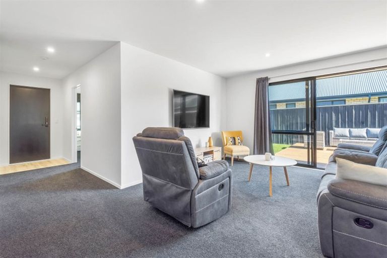 Photo of property in 55 Moreton Green, Rolleston, 7615