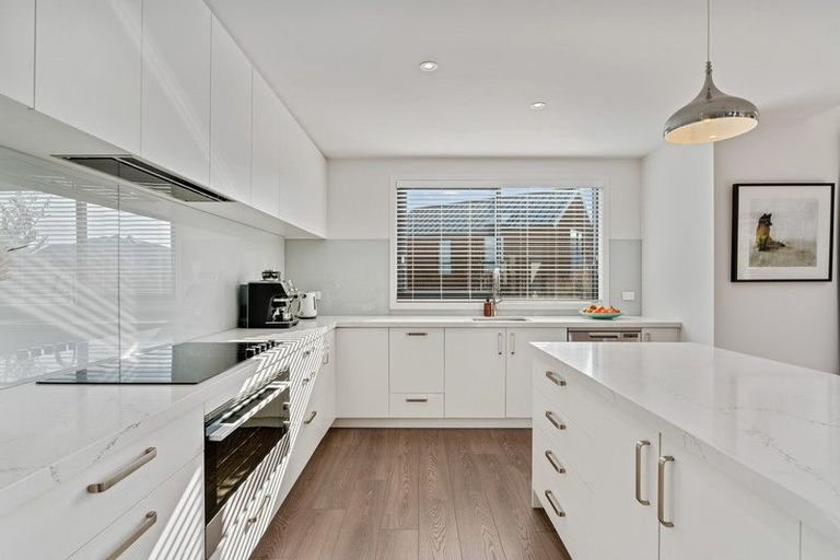 Photo of property in 64 Jacks Point Rise, Jacks Point, Queenstown, 9371
