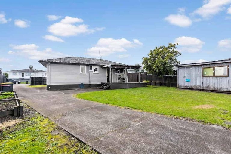 Photo of property in 119 Chichester Drive, Rosehill, Papakura, 2113