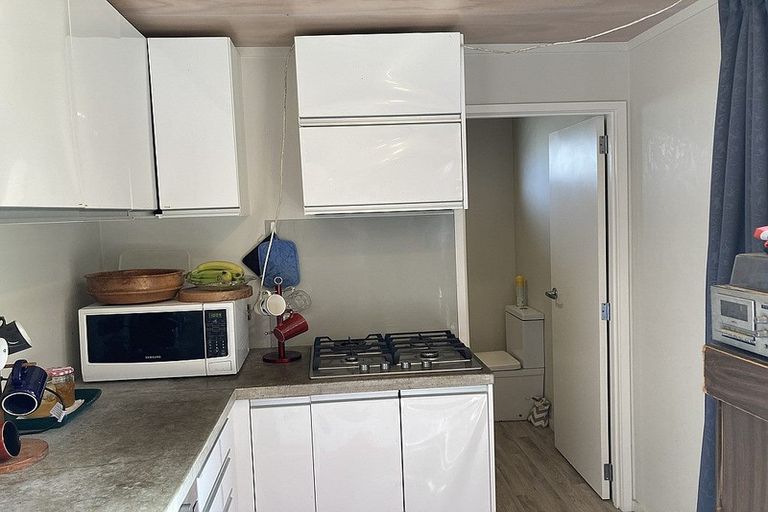 Photo of property in 44 Oberon Street, Stratford, 4332