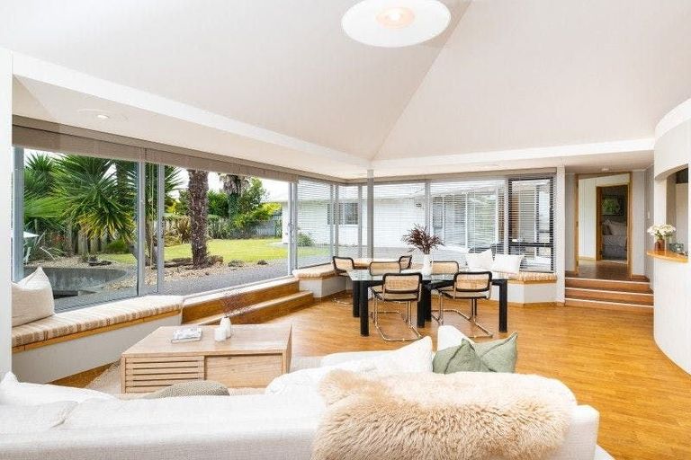 Photo of property in 138 Te Mata Road, Havelock North, 4130