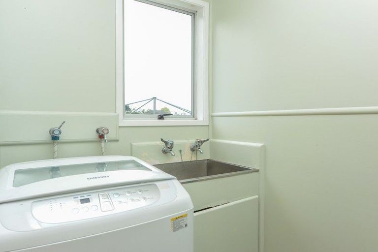 Photo of property in 8 Krippner Place, Dinsdale, Hamilton, 3204