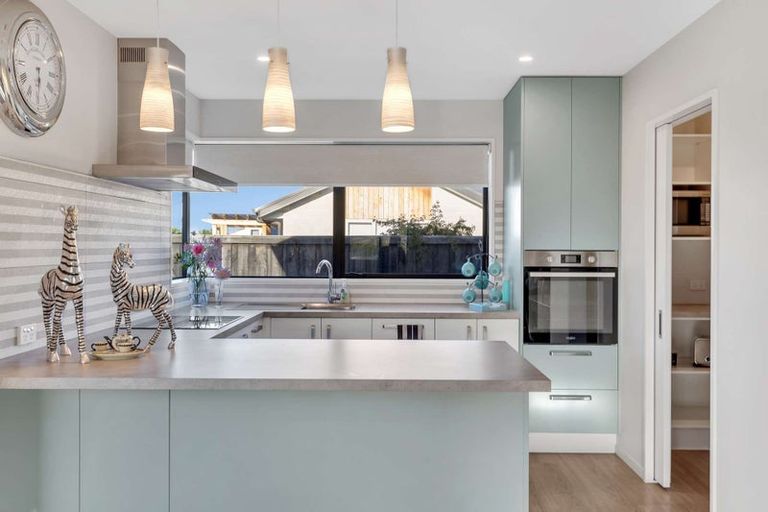 Photo of property in 5 Burke Lane, Amberley, 7410