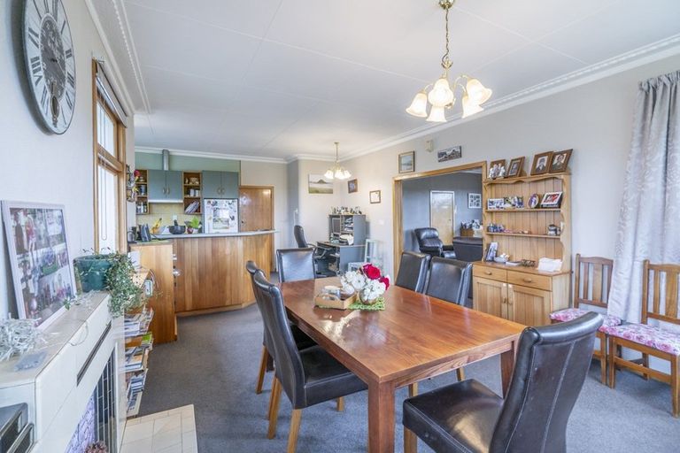 Photo of property in 1048 Lochiel-branxholme Road, Branxholme, Invercargill, 9874