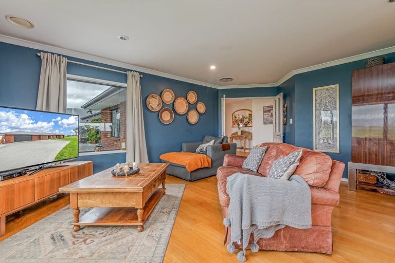 Photo of property in 1061 Taonui Road, Colyton, Feilding, 4775