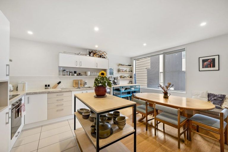 Photo of property in Altar Apartments, 61/120 Rintoul Street, Newtown, Wellington, 6021