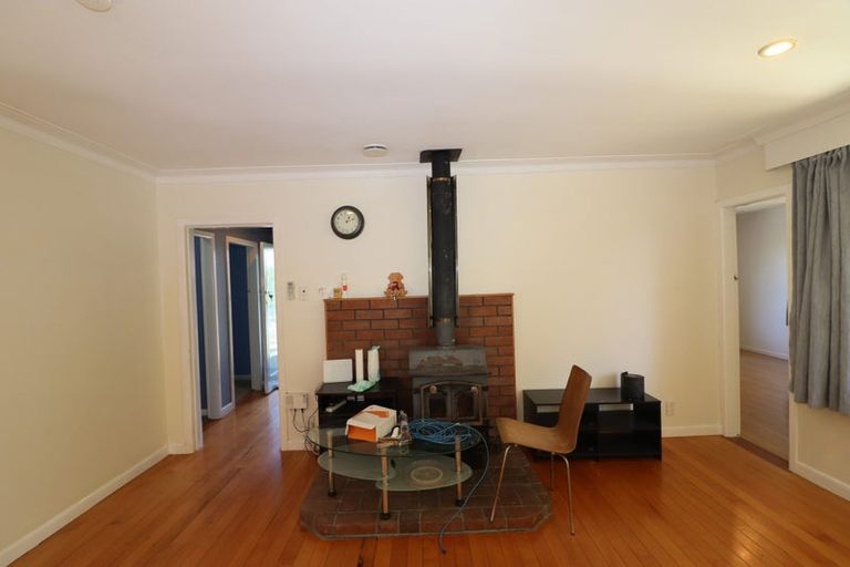 Photo of property in 1/41 Pomaria Road, Henderson, Auckland, 0610