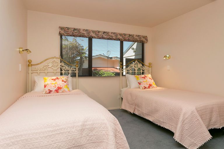 Photo of property in 1/50 Wakeman Road, Acacia Bay, Taupo, 3330