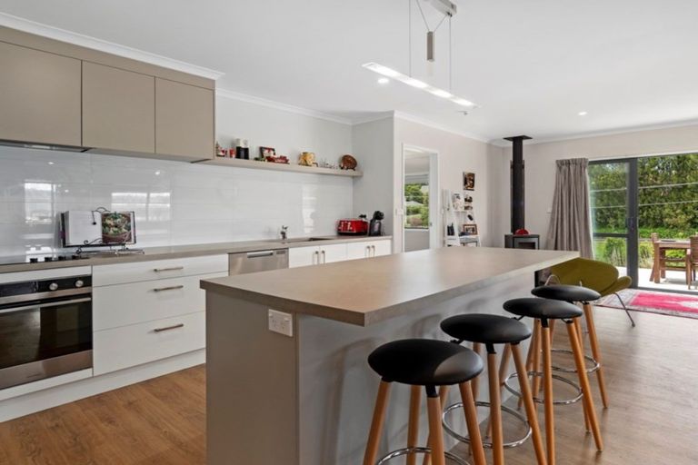 Photo of property in 225b Plummers Point Road, Whakamarama, Tauranga, 3172