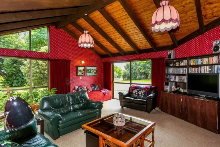 Photo of property in 201 Egmont Road, Hillsborough, New Plymouth, 4372