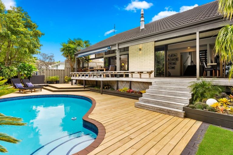 Photo of property in 9 Porritt Avenue, Chatswood, Auckland, 0626