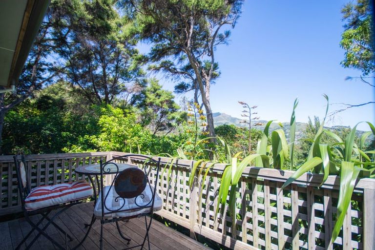 Photo of property in 6888i Christchurch Akaroa Road, Takamatua, 7581