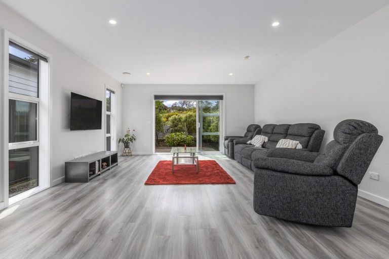 Photo of property in 44 Karearea Avenue, Kenepuru, Porirua, 5022
