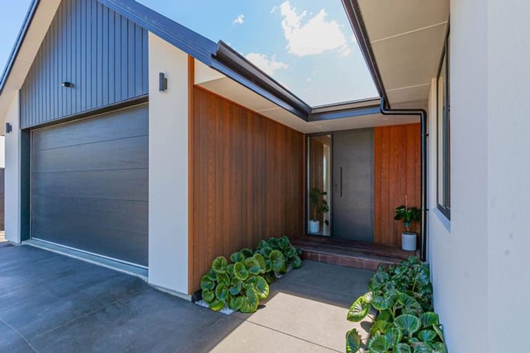 Photo of property in 10 Hallmark Drive, Hope, Richmond, 7020