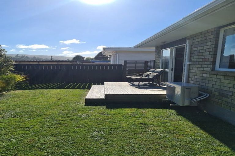 Photo of property in 2/34 Montgomery Street, Stokes Valley, Lower Hutt, 5019
