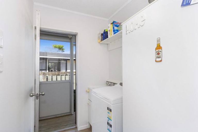 Photo of property in 1313 Papamoa Beach Road, Papamoa Beach, Papamoa, 3118