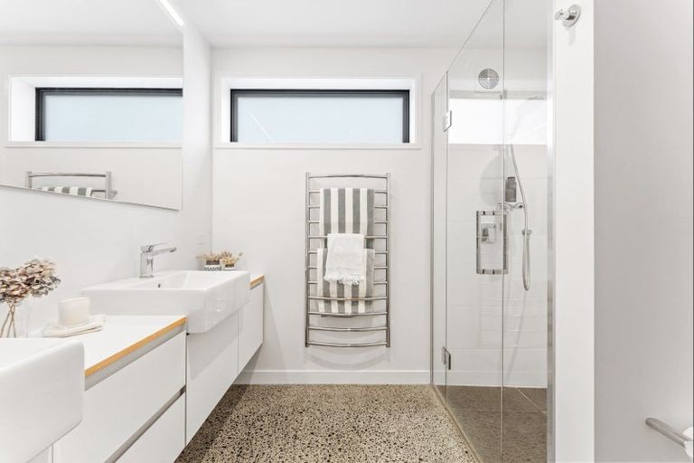 Photo of property in 33 Kokopu Street, Omaha, 0986