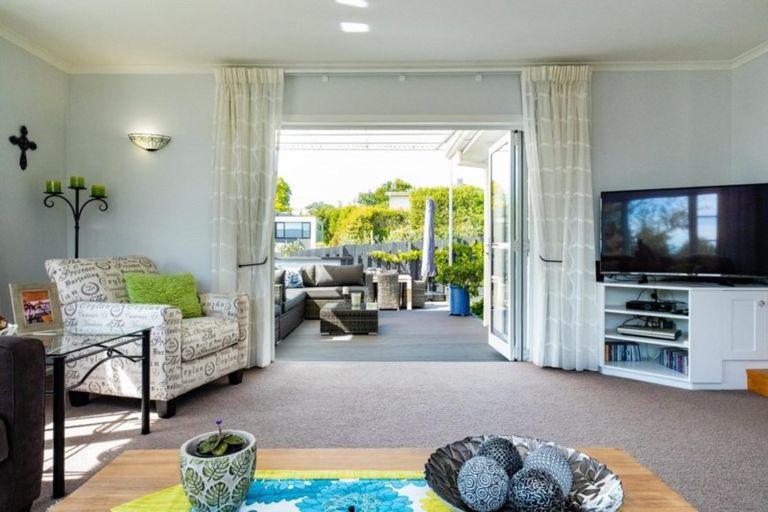 Photo of property in 18a Simla Avenue, Havelock North, 4130