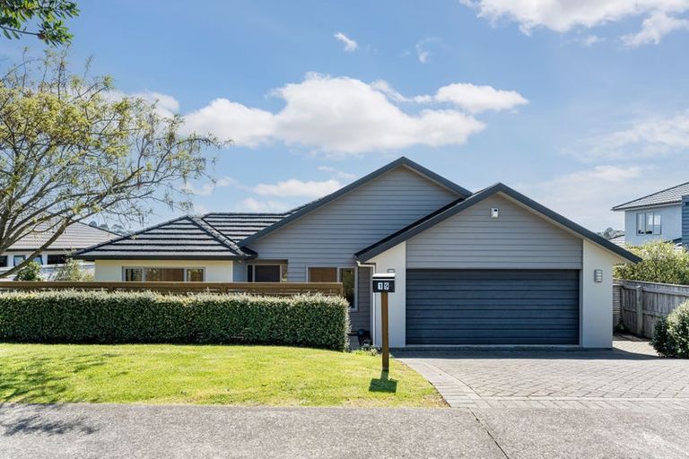 Photo of property in 19 Tongariro Drive, Aotea, Porirua, 5024