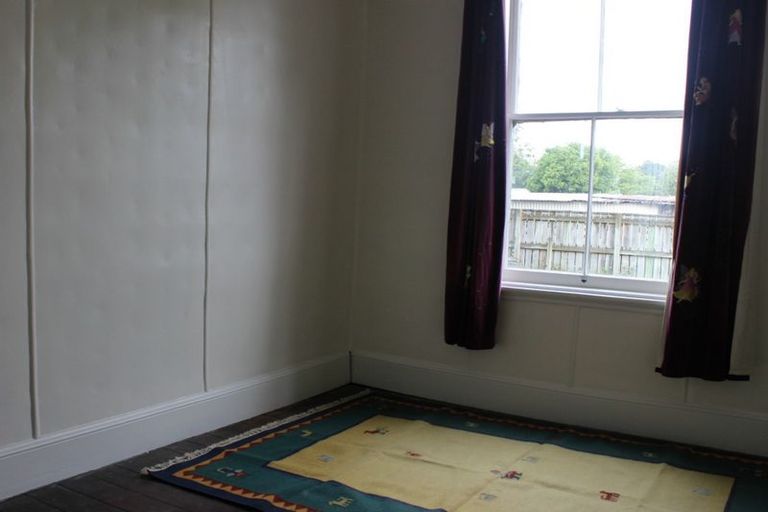 Photo of property in 4 Moreton Road, Carterton, 5713